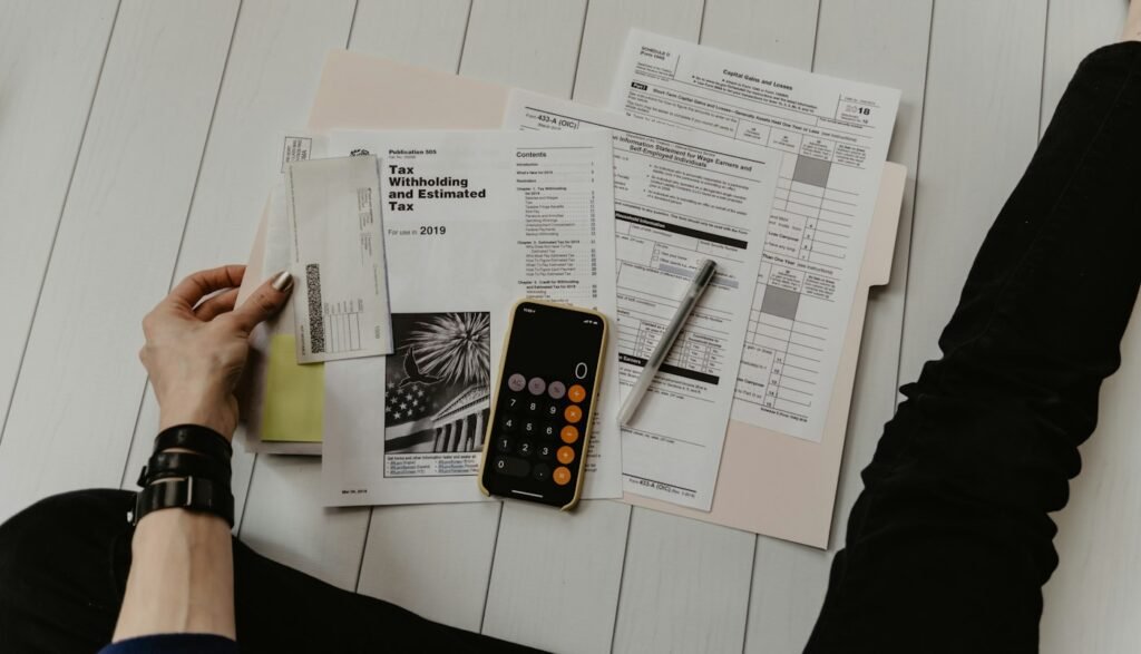 What Is the 50/30/20 Budget Rule? How It Works (With Real Examples)