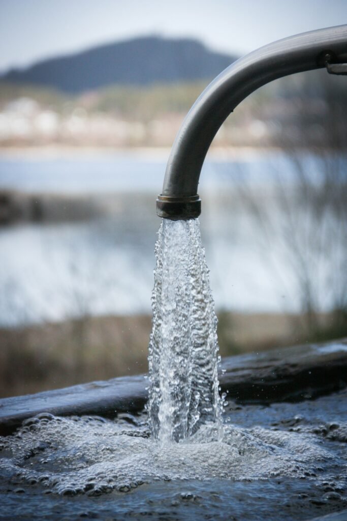 How to Fix a Leaky Faucet: Step-by-Step Guide for Every Faucet Type 76 How to Fix a Leaky Faucet: Step-by-Step Guide for Every Faucet Type