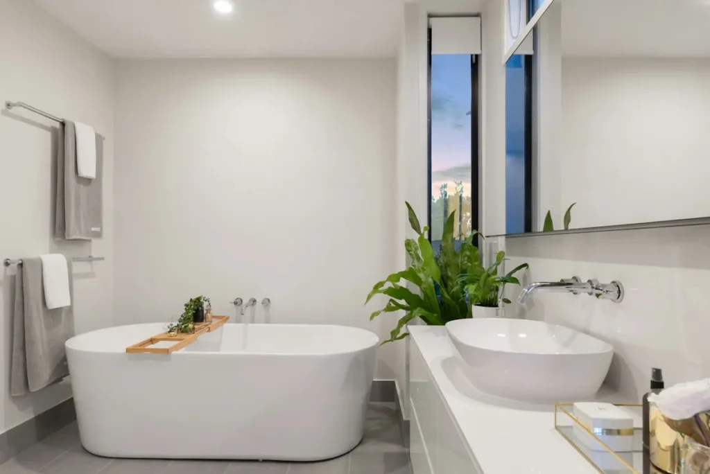 How to Recaulk a Bathtub: Step-by-Step Guide for a Clean, Mold-Free Seal